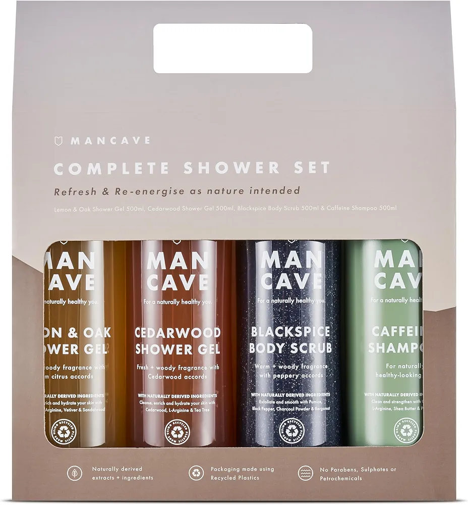 ManCave Set de Regalo Hombre – Set de Baño Completo con 4 Esenciales de Ducha Veganos – 1 Champú de Cafeína, 2 Geles de Ducha y 1 Exfoliante Corporal - Exclusivo de Amazon - Hecho en Inglaterra